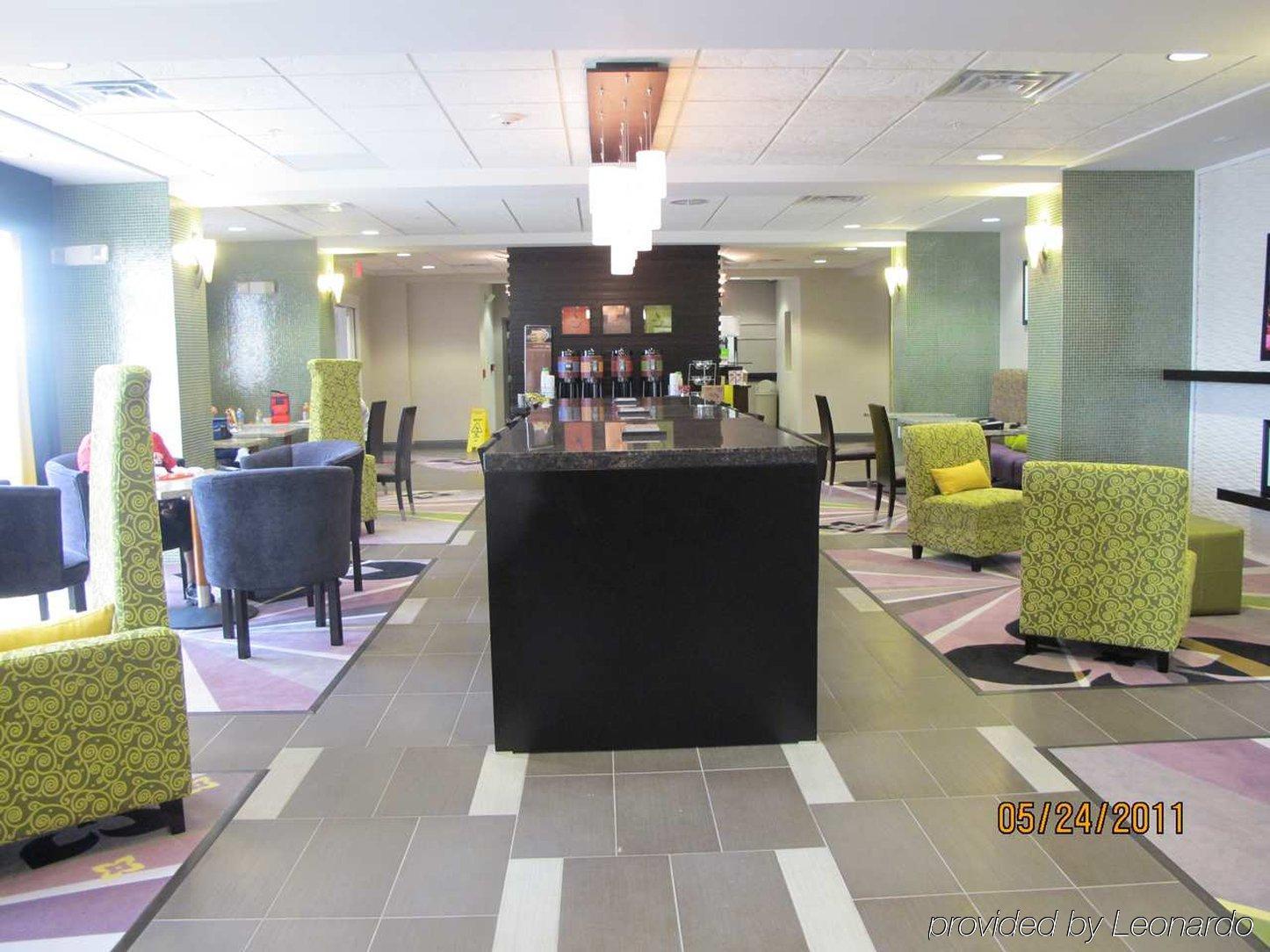 Hampton Inn By Hilton Leesville Fort Johnson Restaurante foto